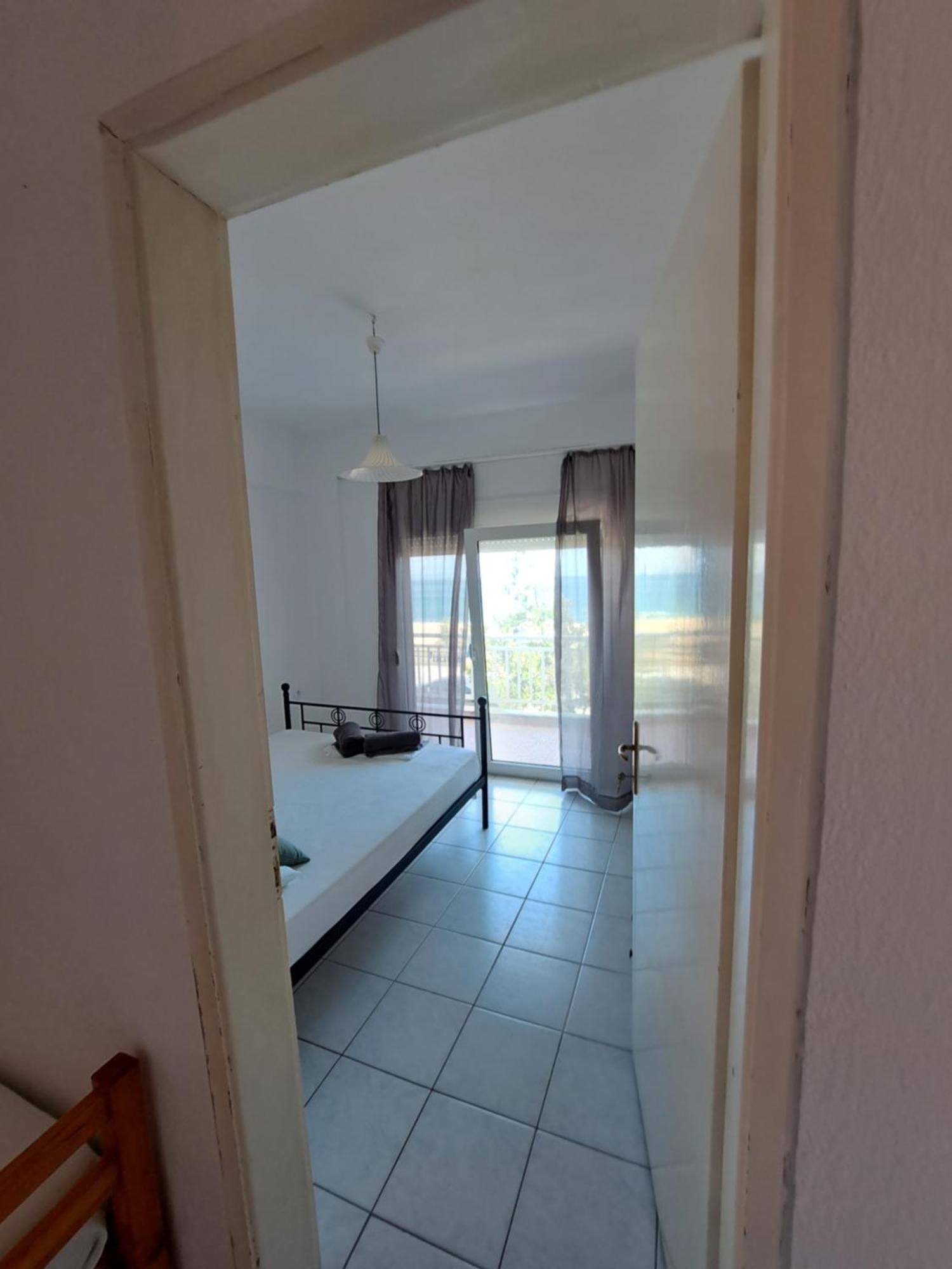 Blue Horizon Apartment *