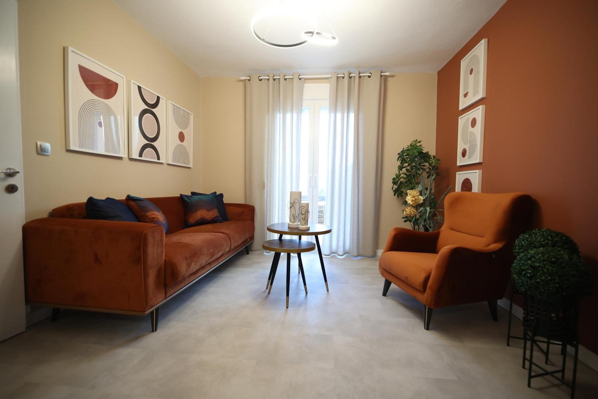 ε121 Luxury Apartment *