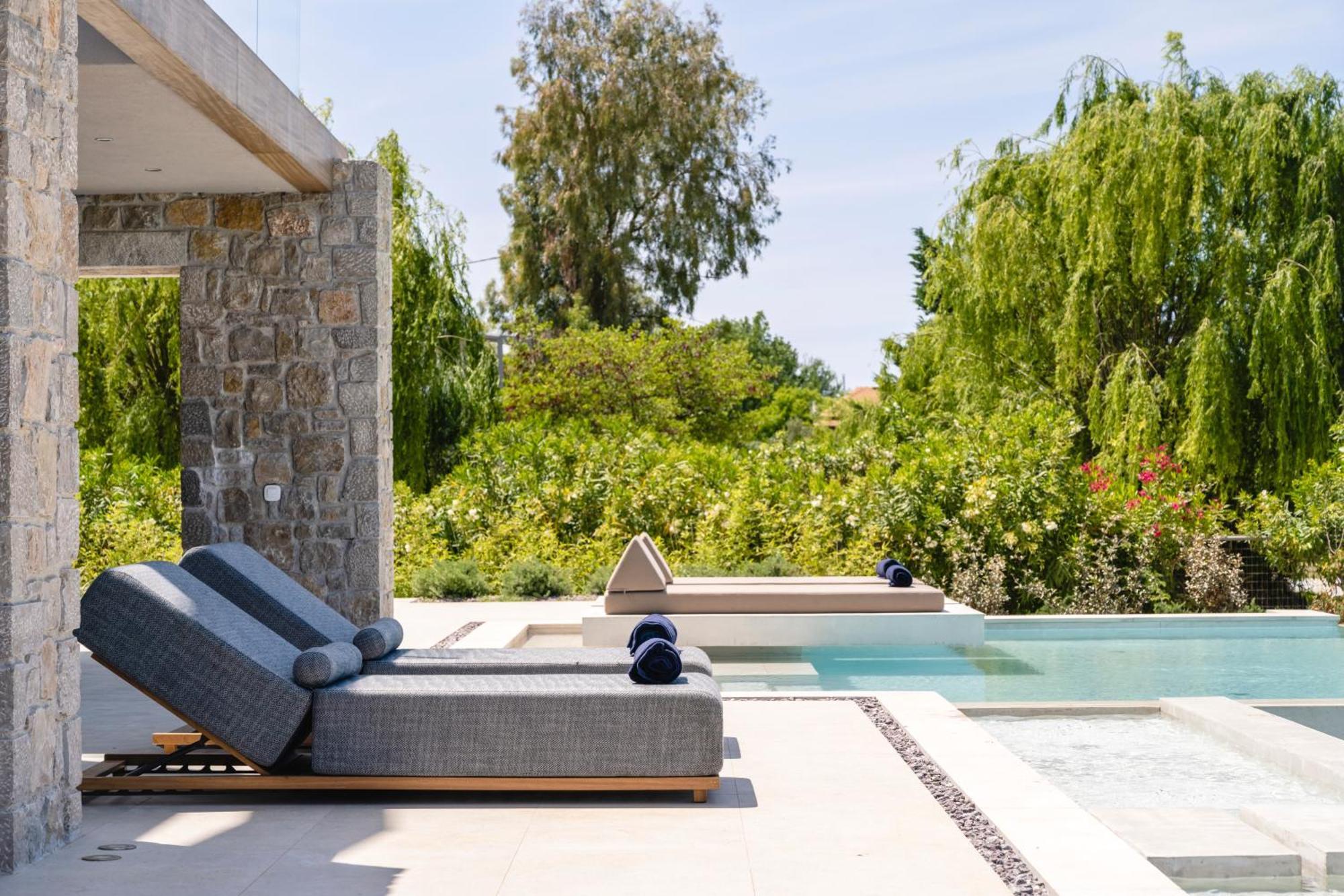Allure Retreat Villa Lefkada City