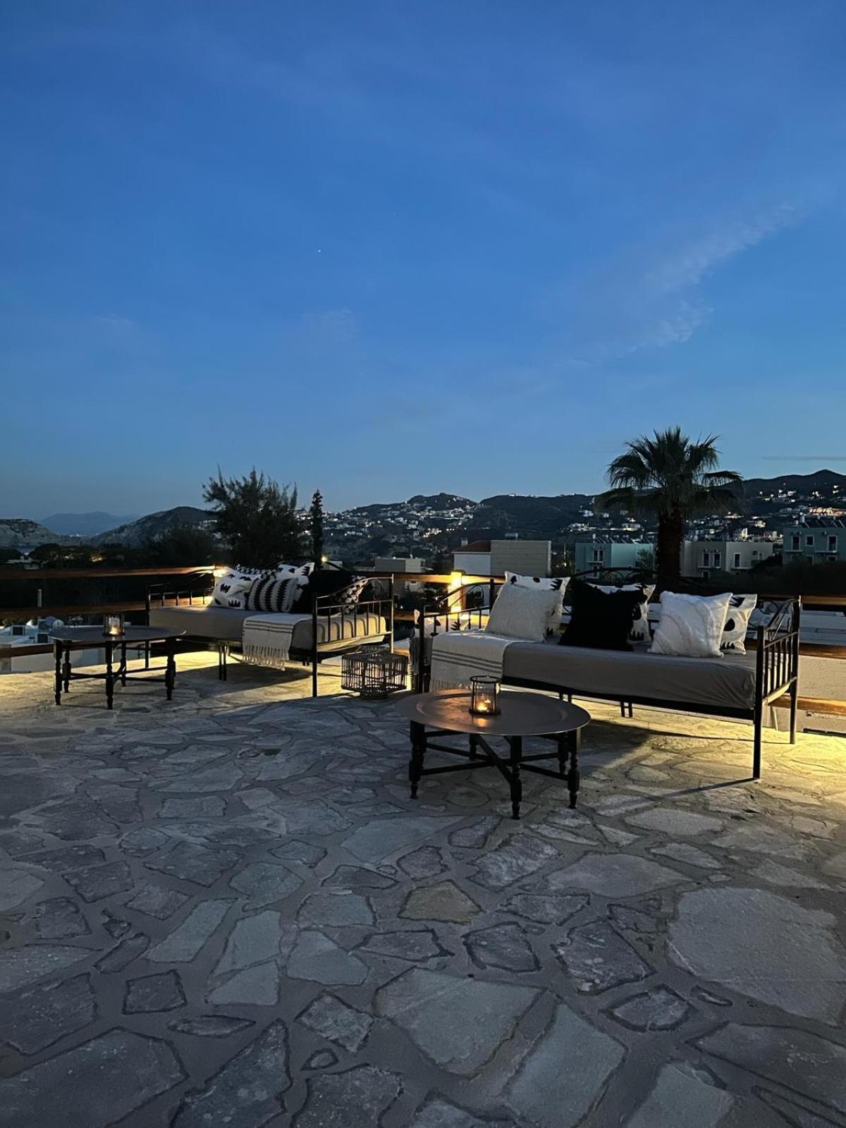 Thalia Bloom Aparthotel *