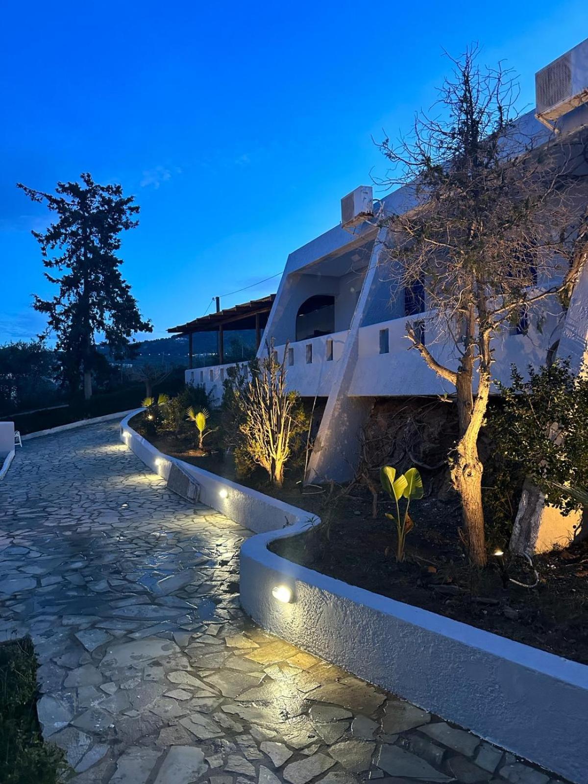 Thalia Bloom Aparthotel