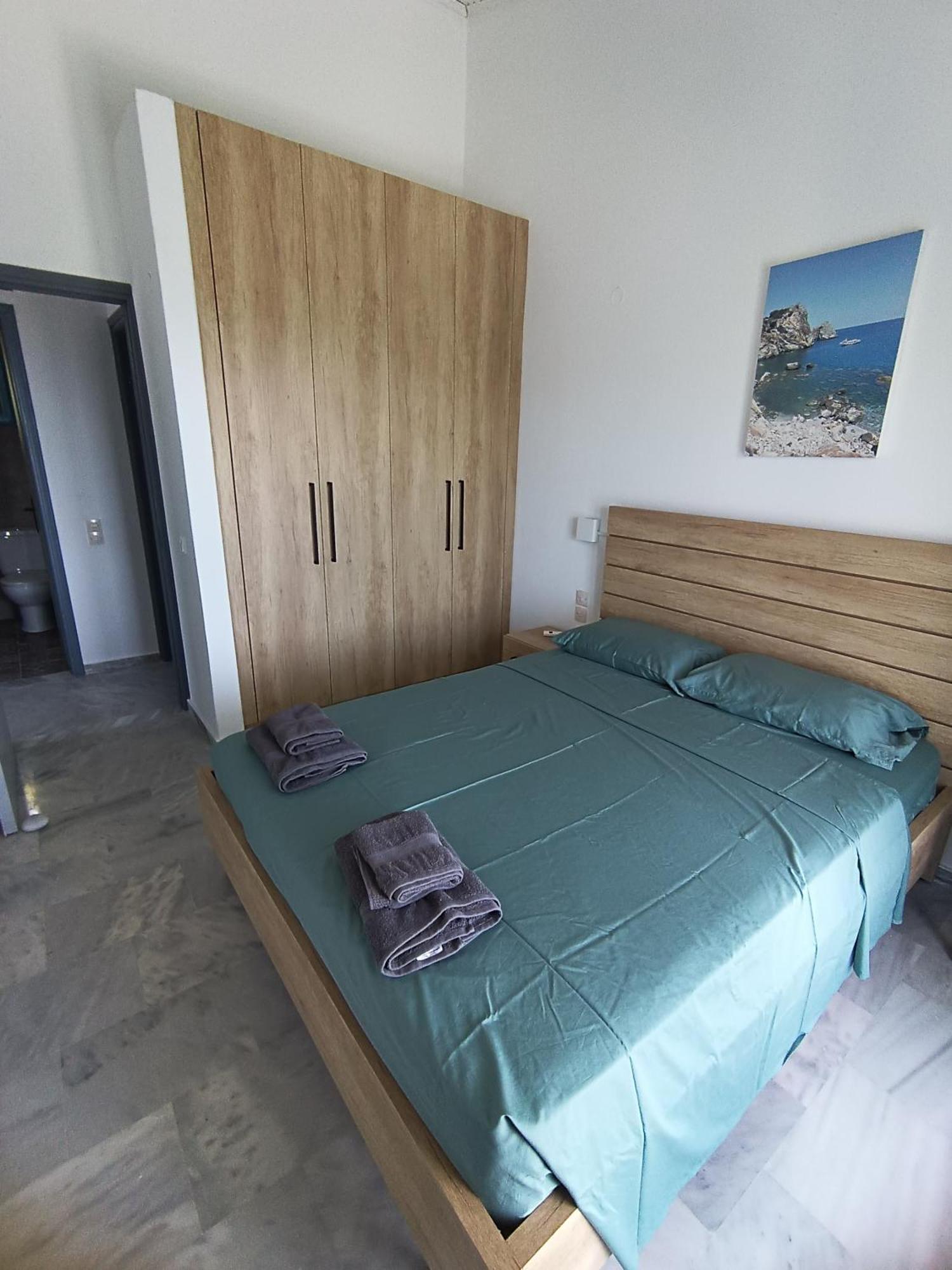 Kalliope Theater-like Sea Views 4 Bedrooms * Skiathos Town