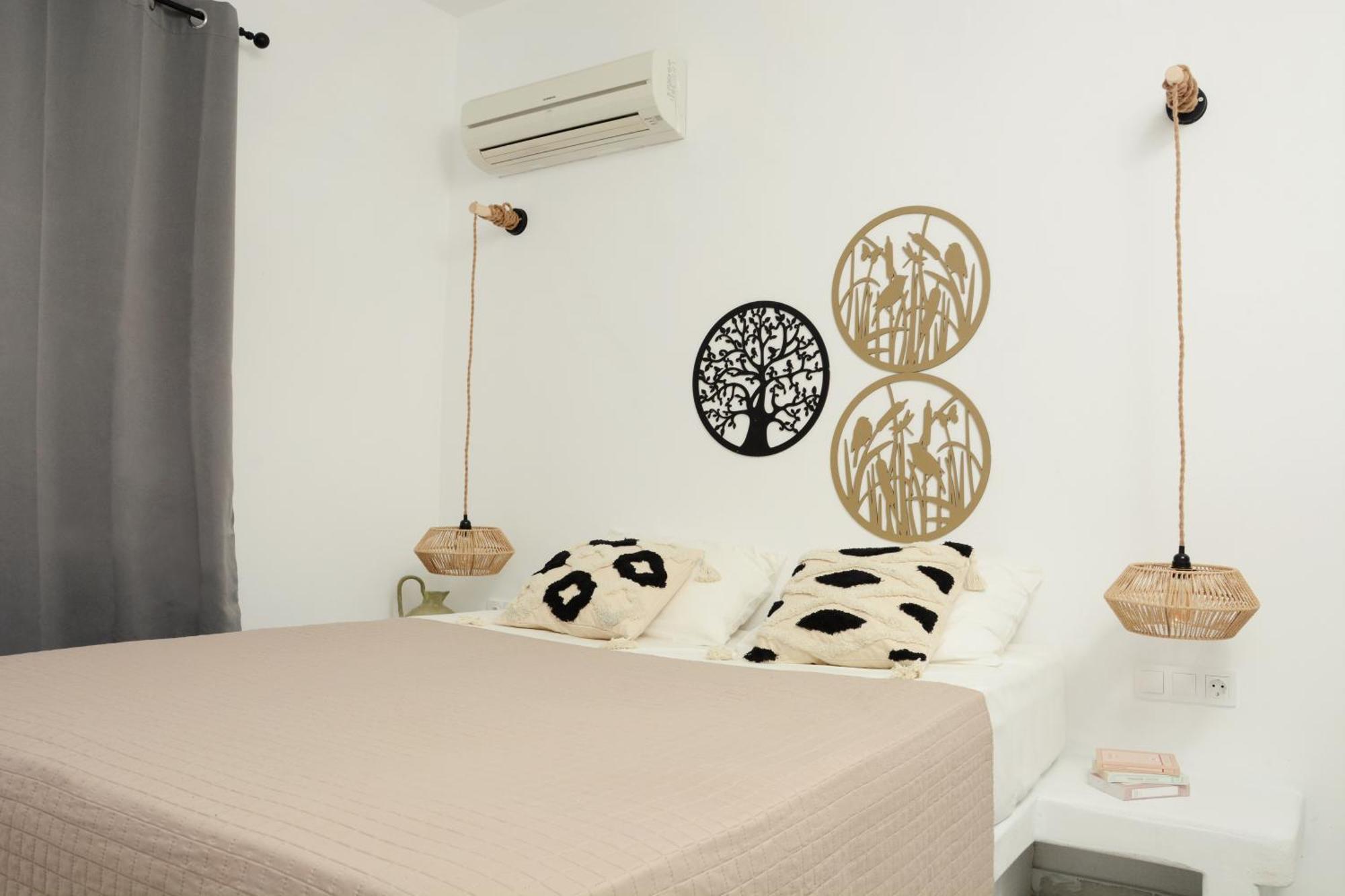 Aegean White Aparts *