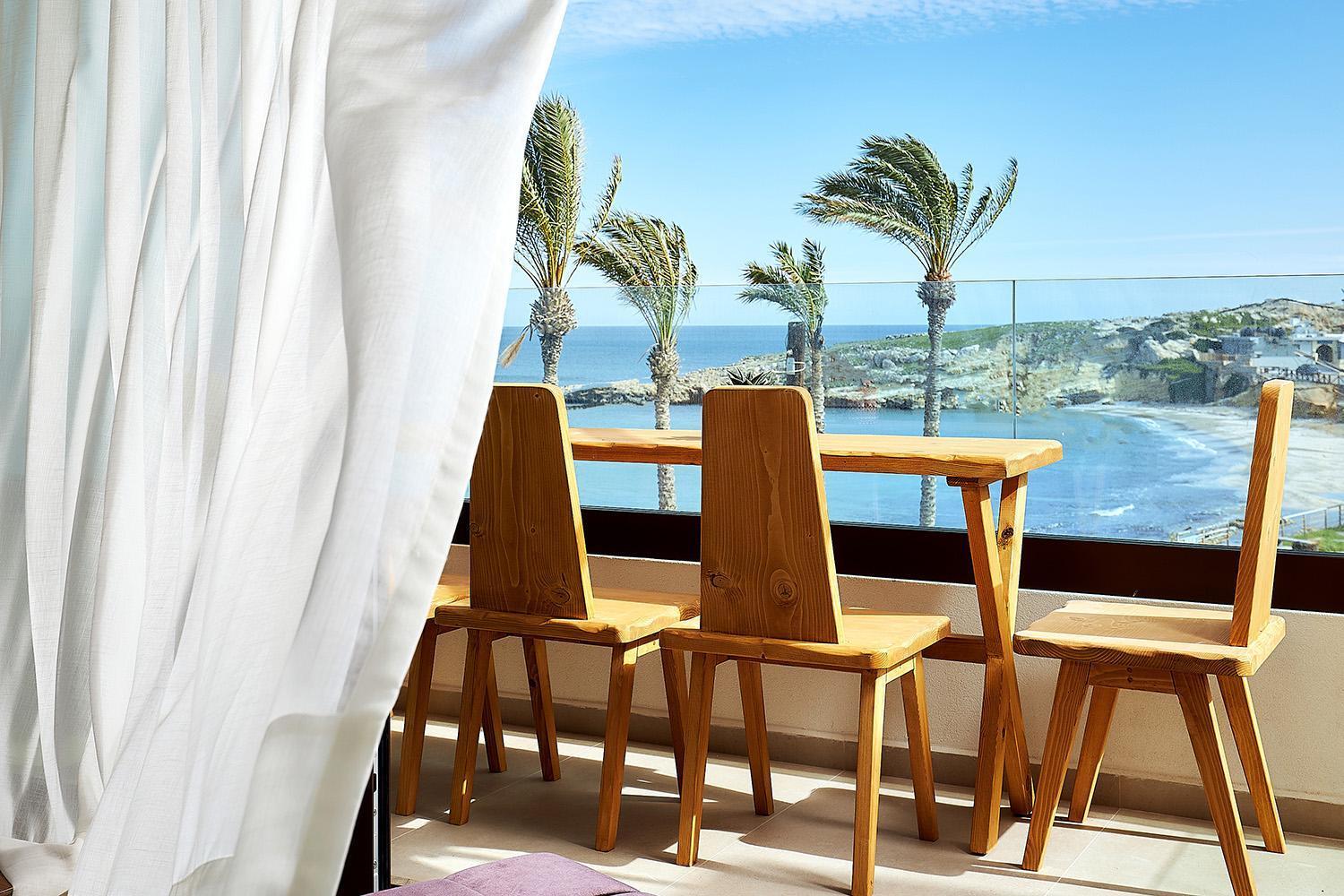 Cosmopolitan Luxury By Smaris Collection Apartment