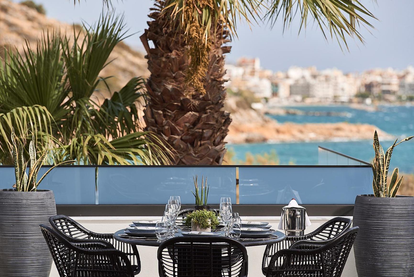 The * Agios Nikolaos (Crete)
