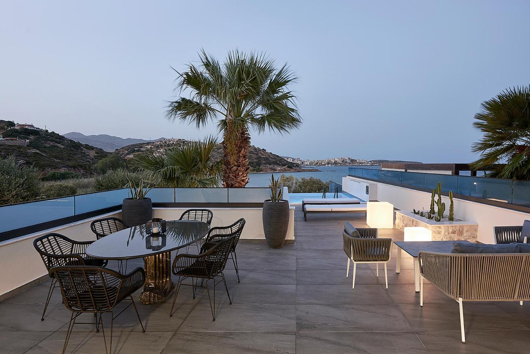 Villa The