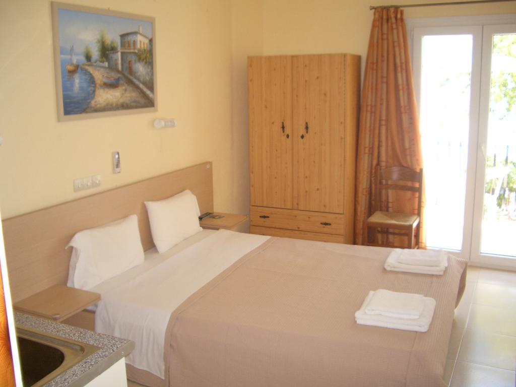 Apartment Hercules Sea Front Katelios