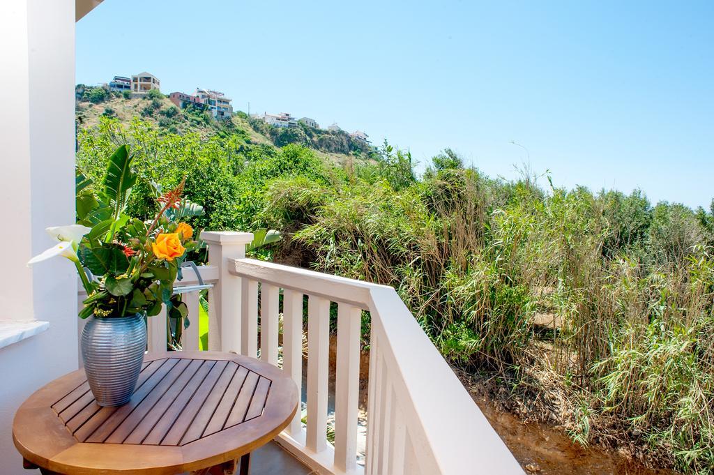 Frideriki & Apartment Platanias (Crete)