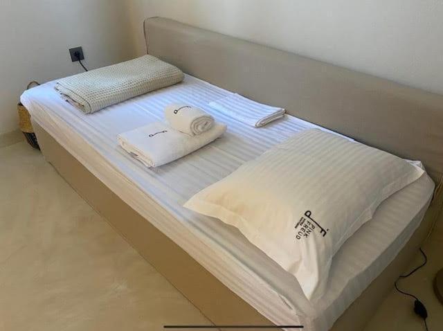 Villa Exclusive Santorini Villa 3 Bedroom Villa Private Jetted Pool Sea Phenomenal Sunset View Finikia