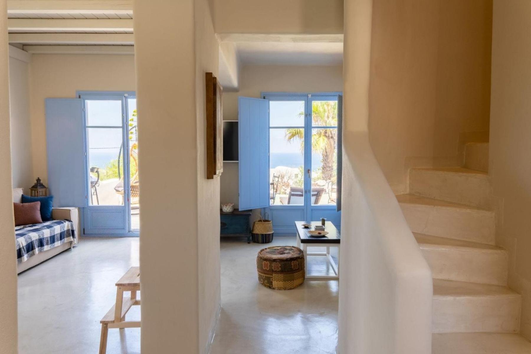 Exclusive Santorini Villa 3 Bedroom Villa Private Jetted Pool Sea Phenomenal Sunset View Finikia
