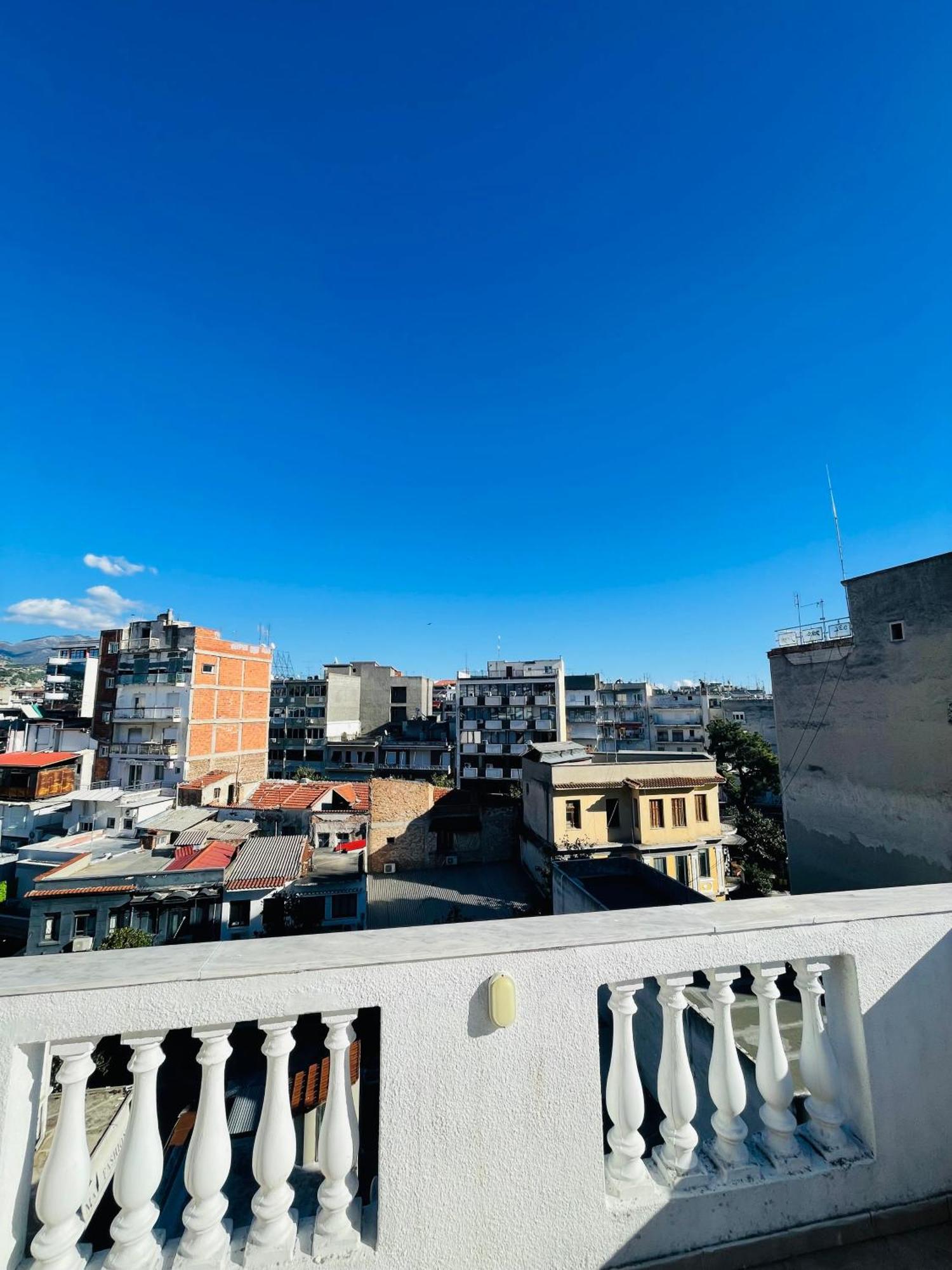 Downtown 41 * Serres