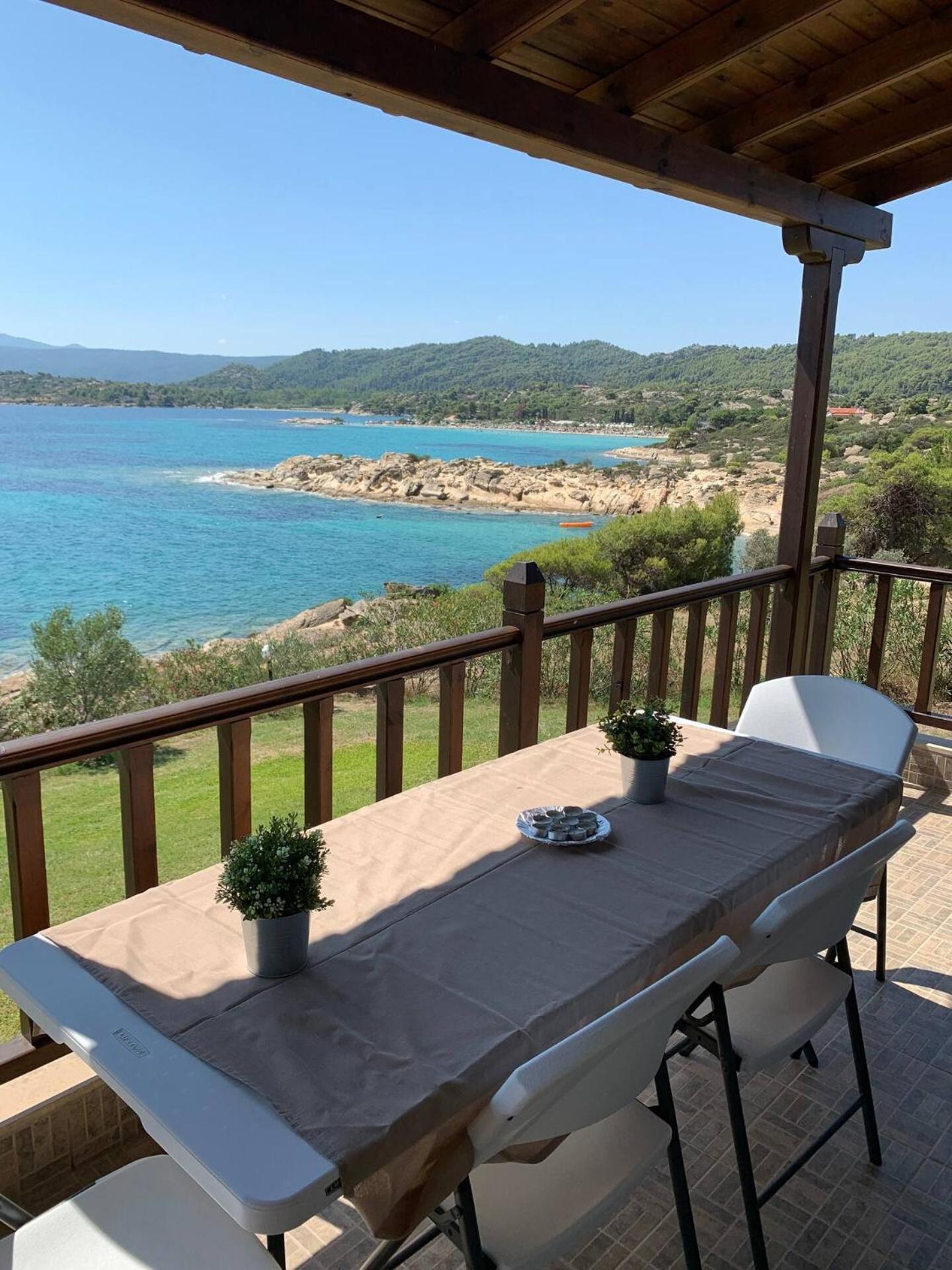 Beachfront Paradise Holiday home *