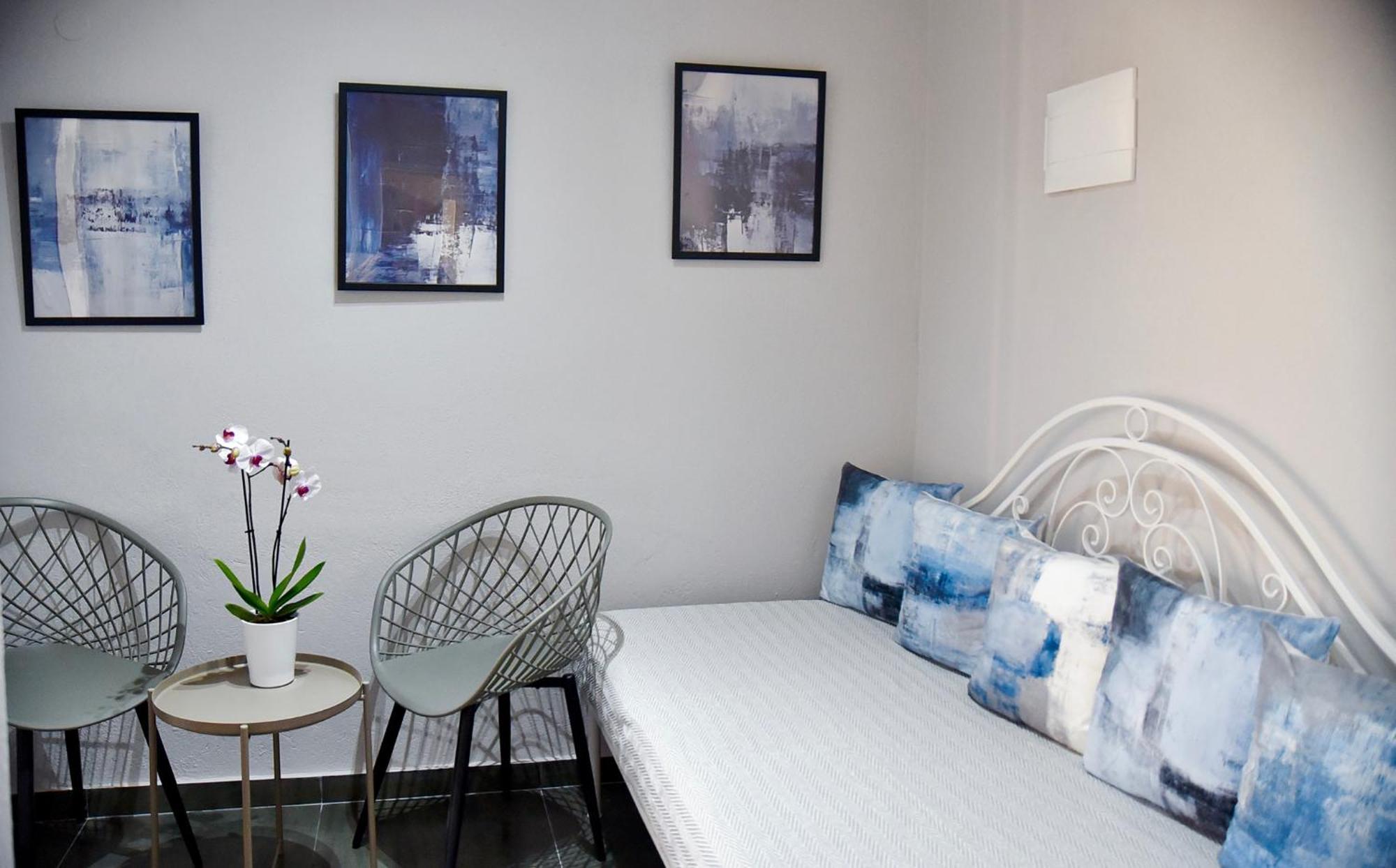 Nine 9 Beachfront Apartment Nea Kallikrateia