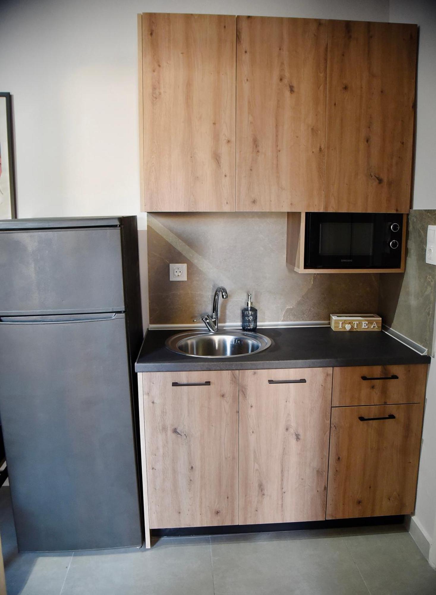 Nine 9 Beachfront Apartment Nea Kallikrateia