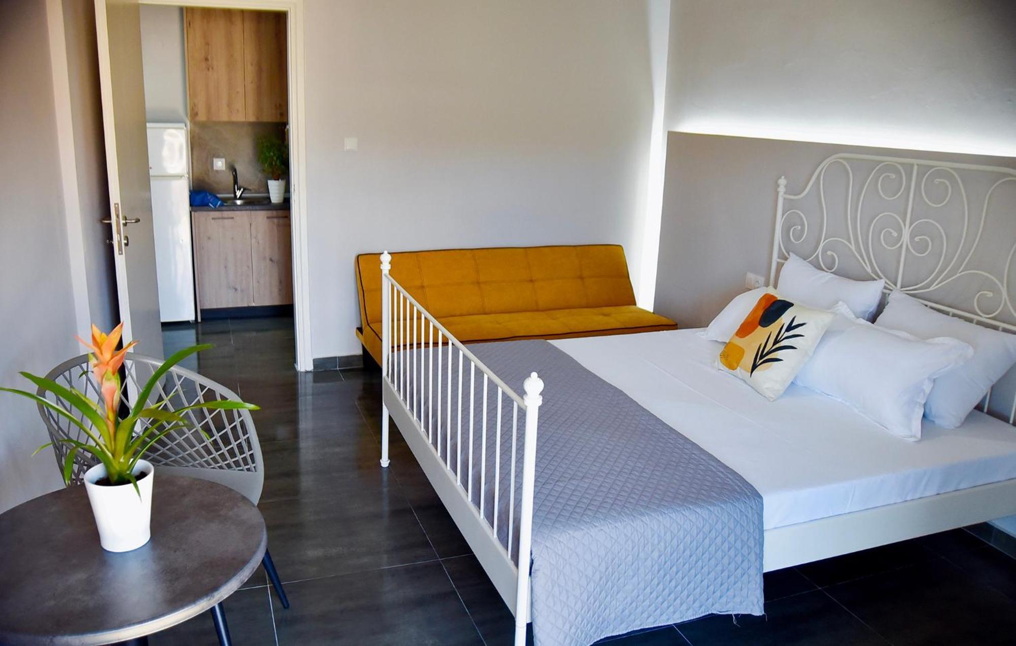 Apartment Nine 9 Beachfront Nea Kallikrateia
