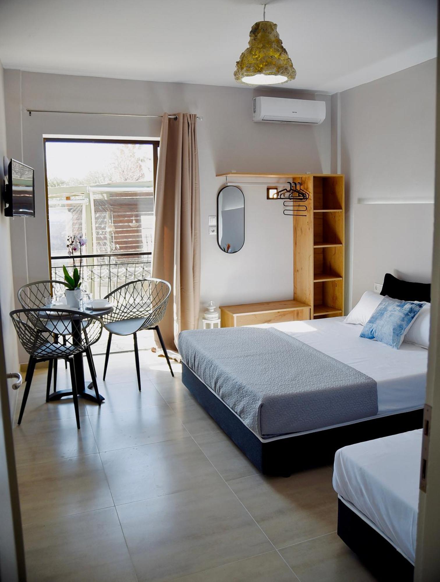 Nine 9 Beachfront Apartment