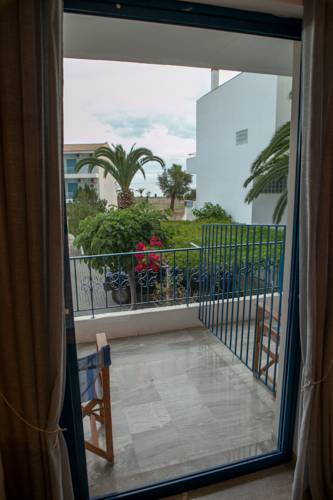 George Chrysa Apartment Kandia