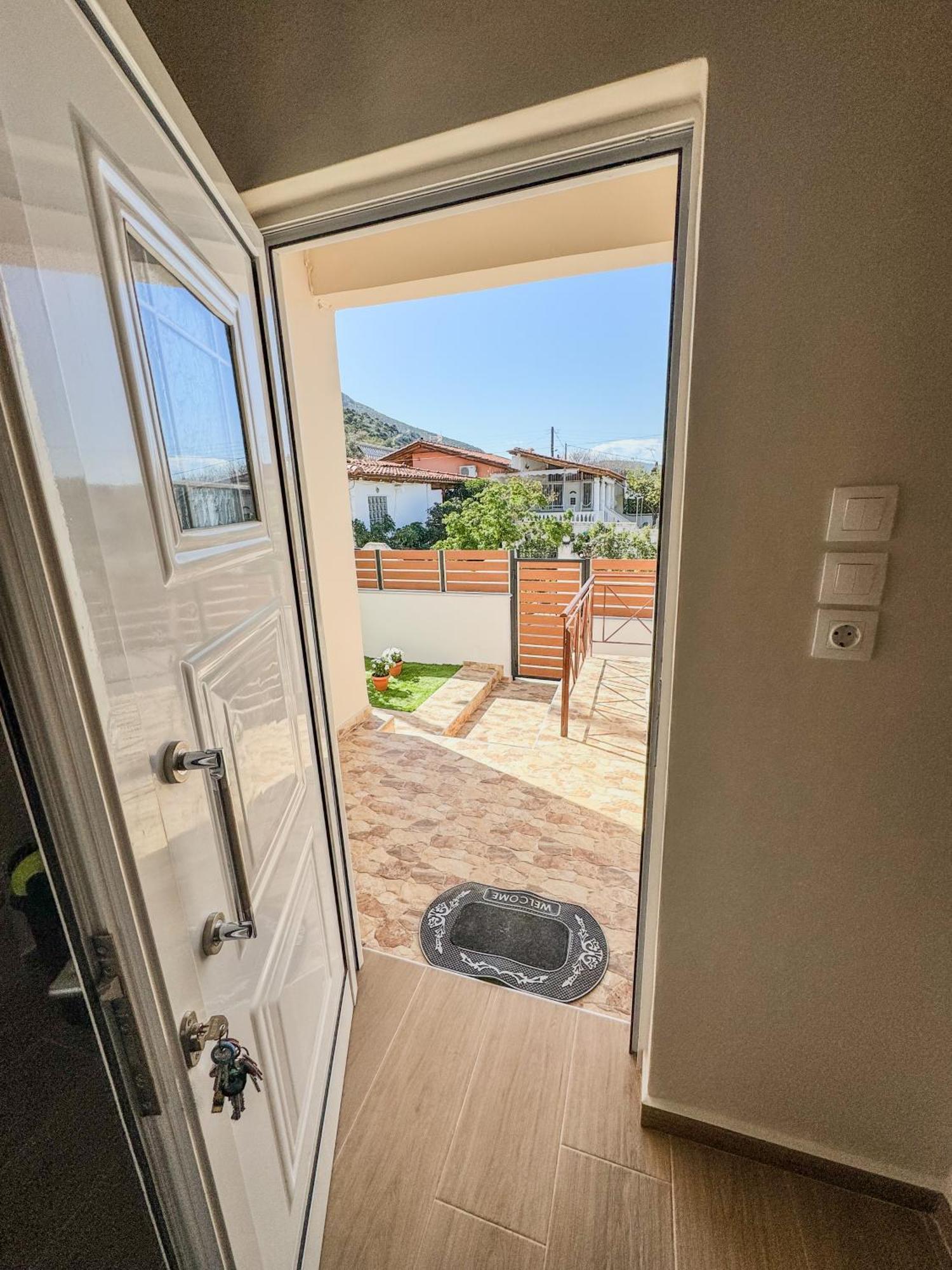 Holiday home Alyki House Salamis