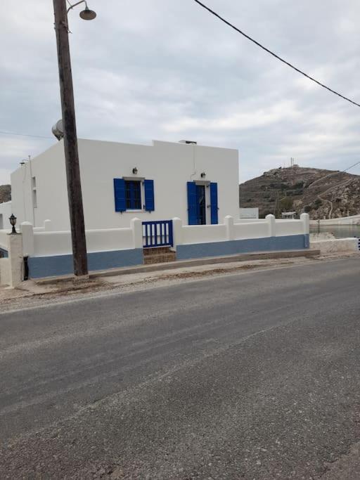 παραθαλάσσιο με θέα τον κόλπο βάρης Apartment