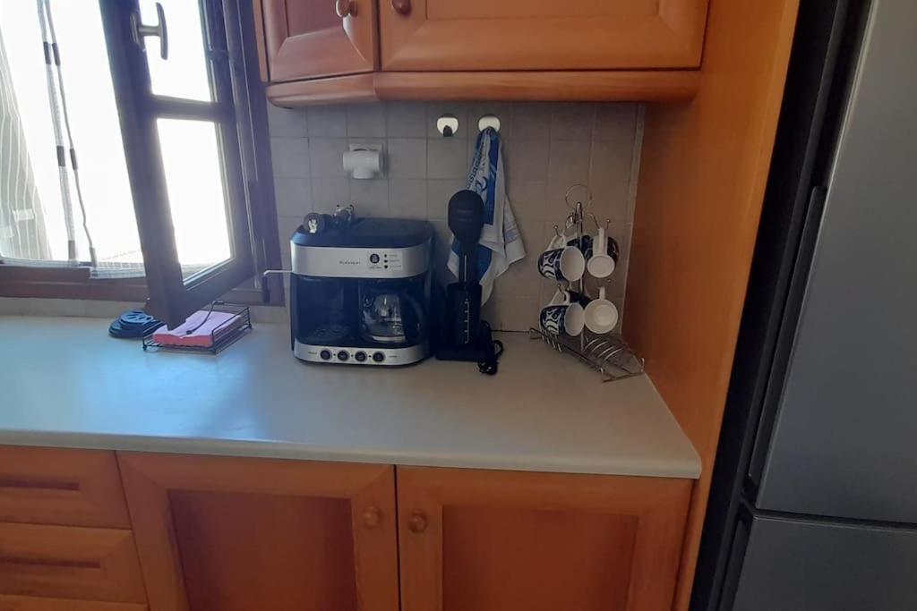 παραθαλάσσιο με θέα τον κόλπο βάρης Apartment *