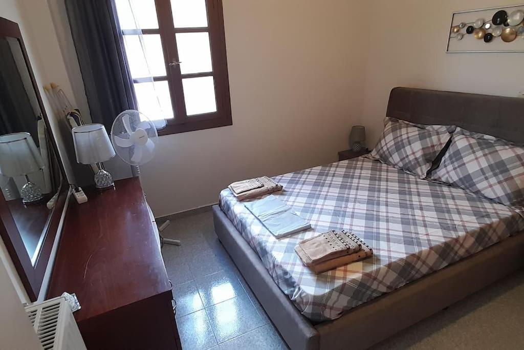 παραθαλάσσιο με θέα τον κόλπο βάρης Apartment Vari (Syros)