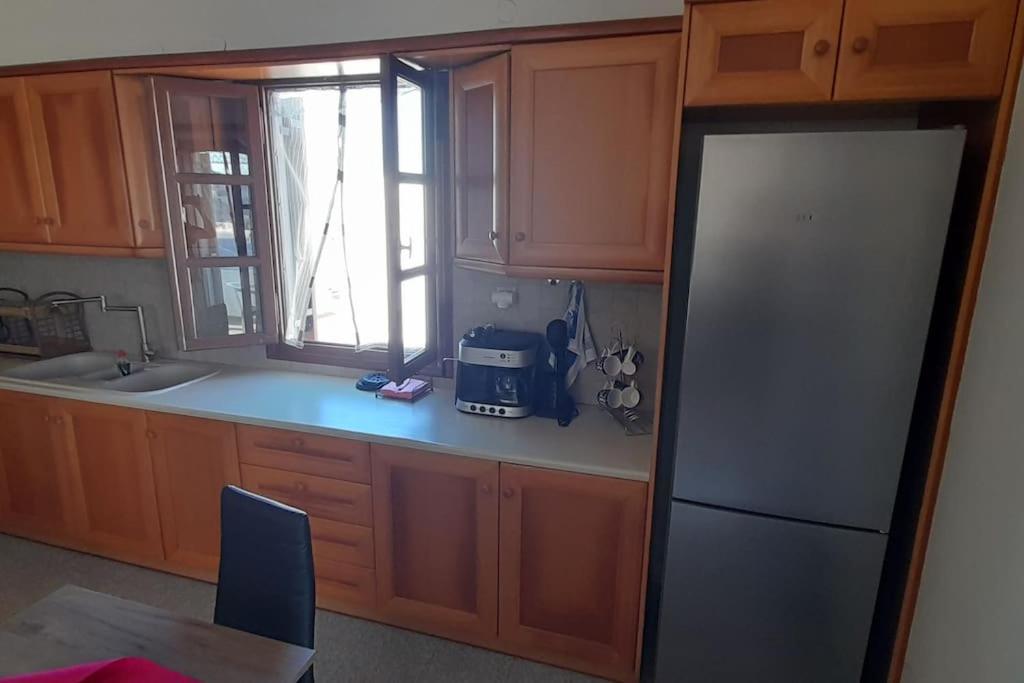 Apartment παραθαλάσσιο με θέα τον κόλπο βάρης *