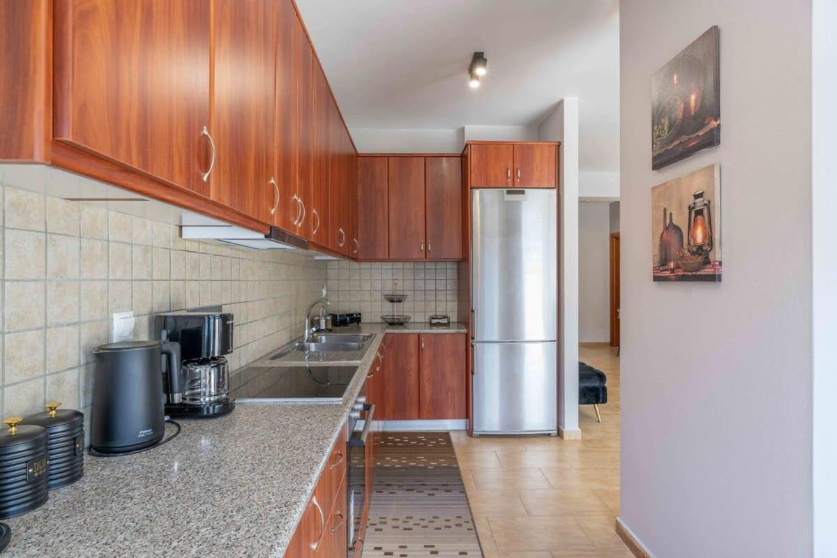 Apartment Panoramic Penthouse - Close To Sandy - Private Parking