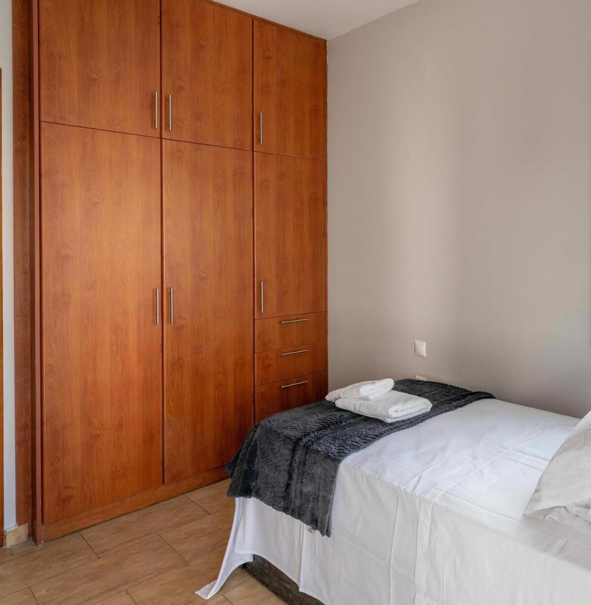 Panoramic Penthouse - Close To Sandy - Private Parking *