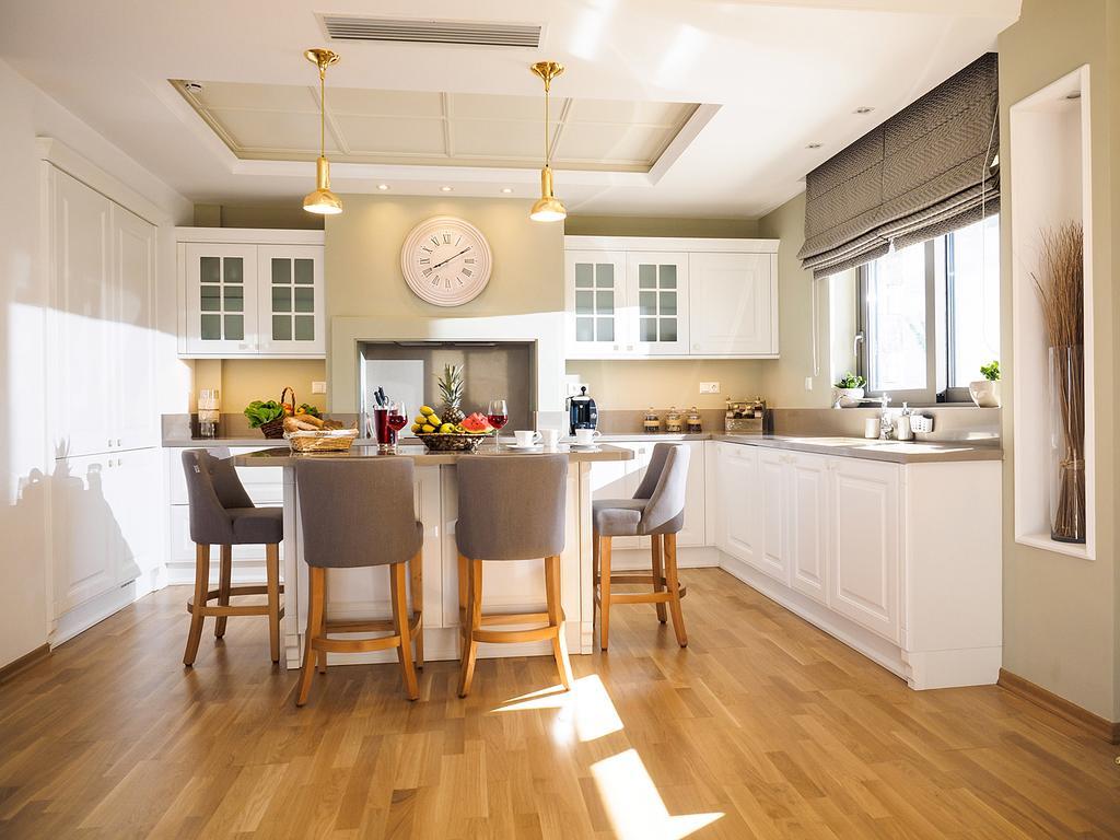 Irida Luxury With Sea View Villa
