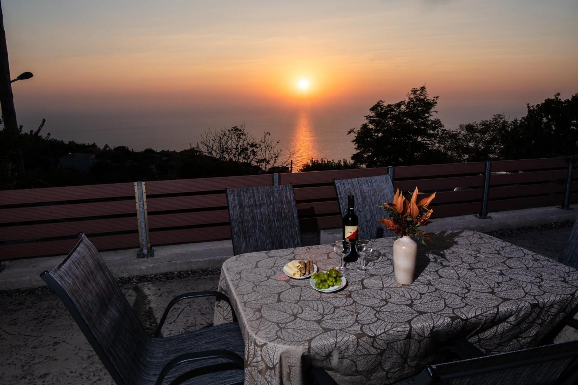 Sunset House