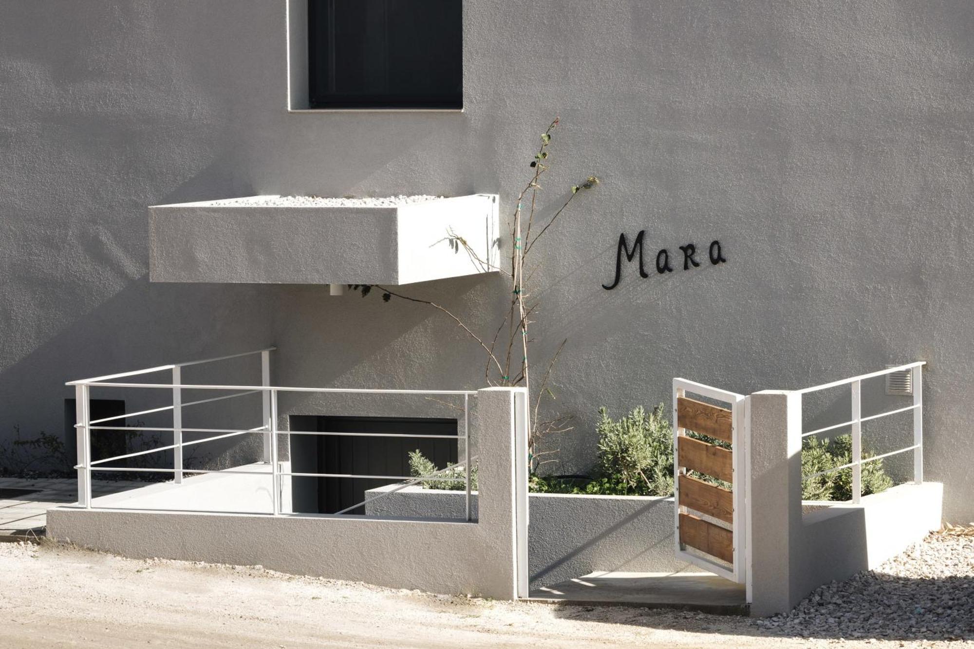 Mara 2 Bed Family With Private Pool Apartment Pogonia
