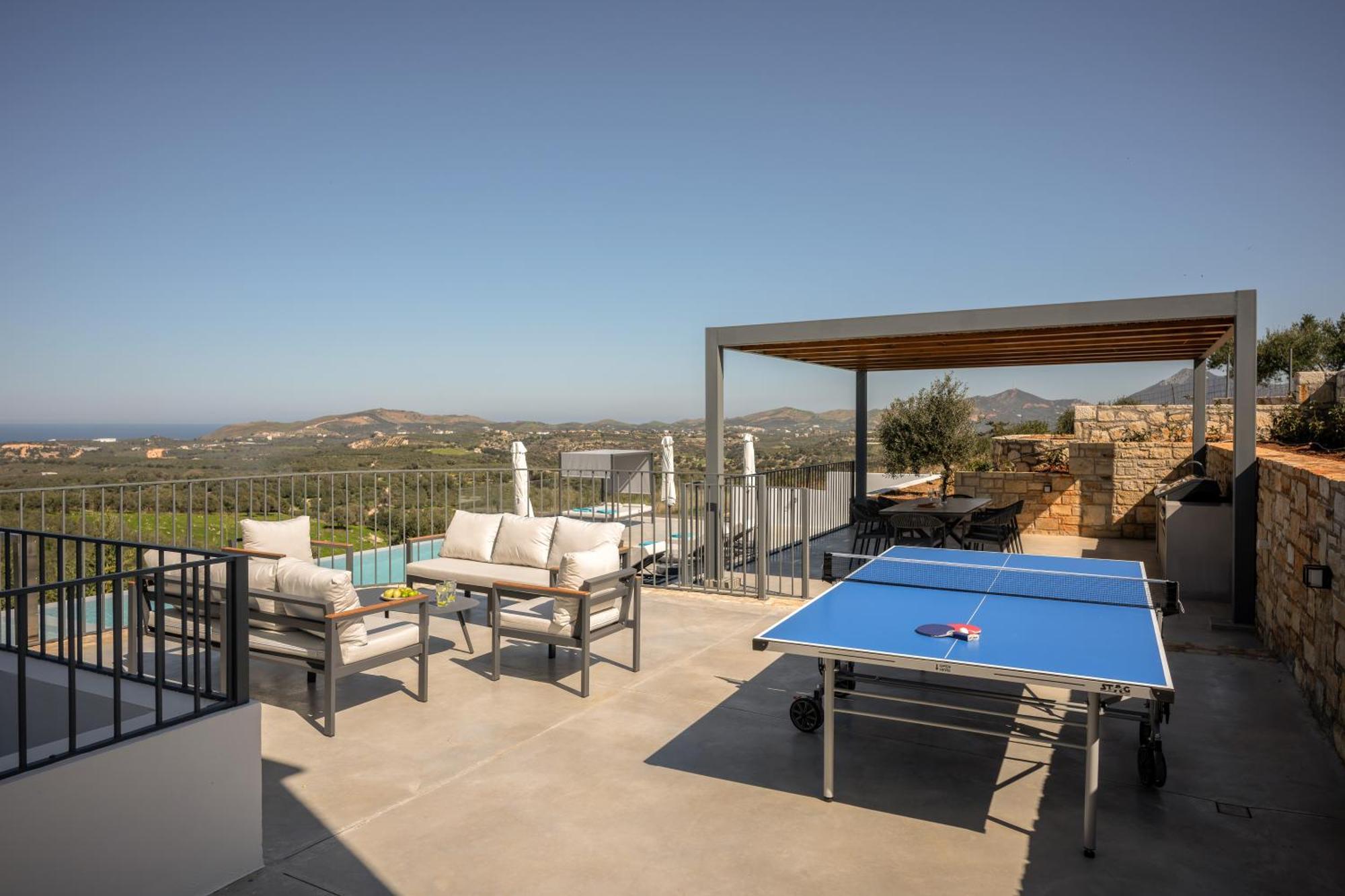 Skyline Villas, By Hellocrete *