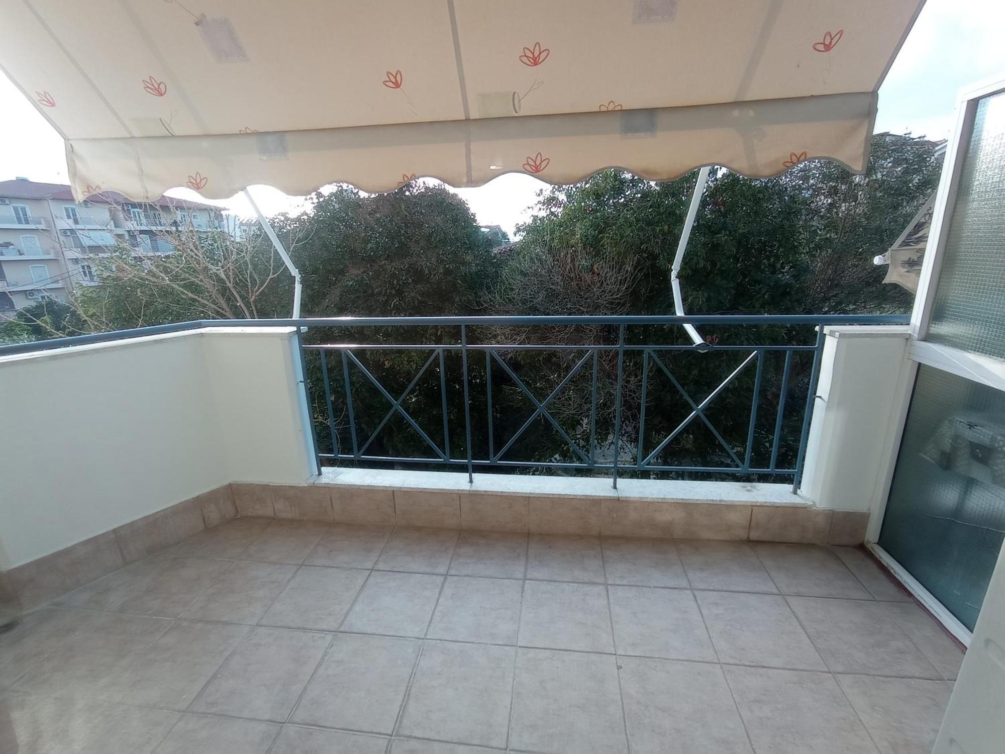 Angela's Seaview Apartment *