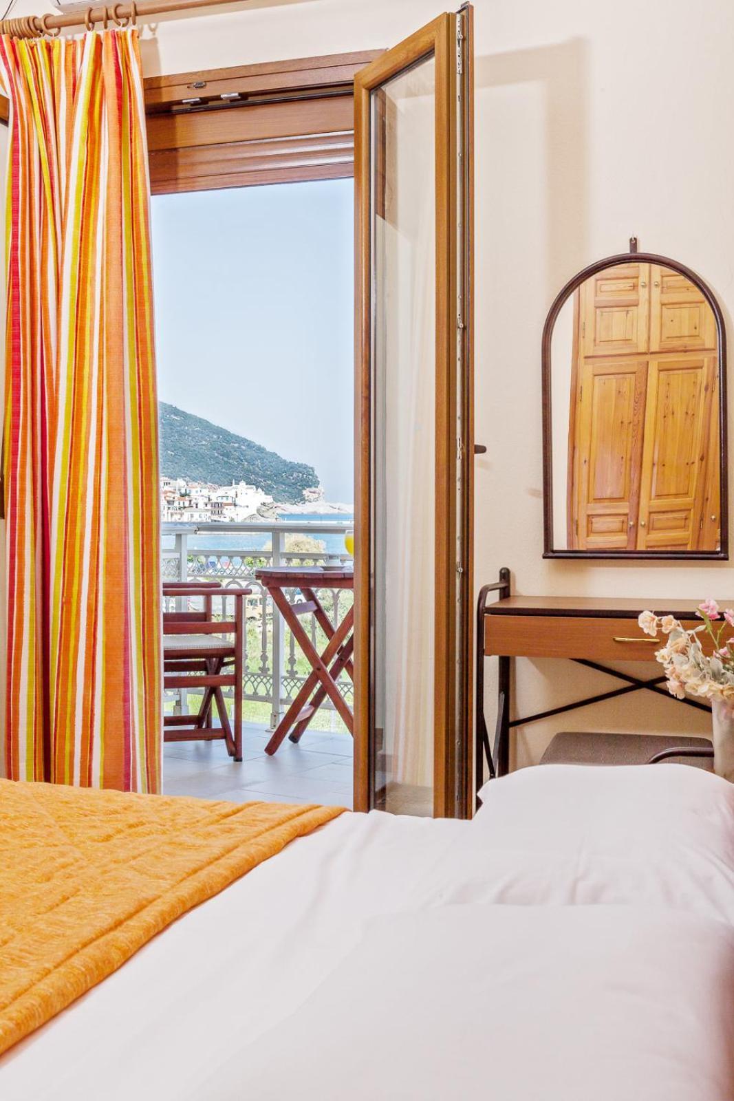 Aparthotel Mon Repos Panormos (Skopelos)