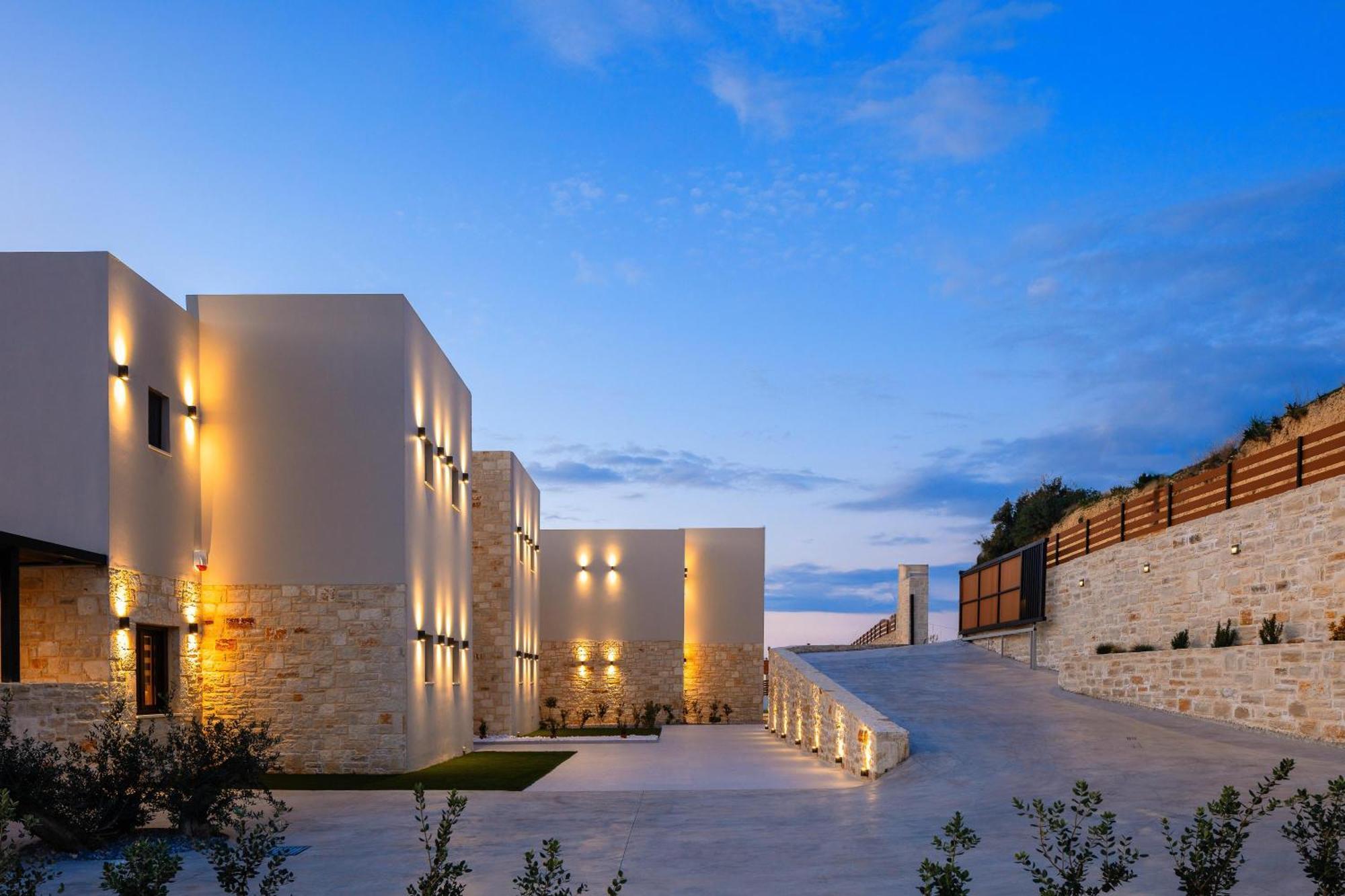 Vellis Villa *