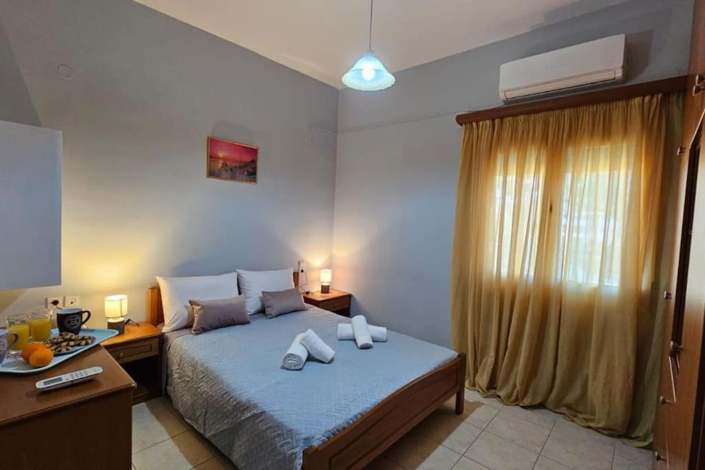Beachfront Cozy Sea View Lygaria Apartment