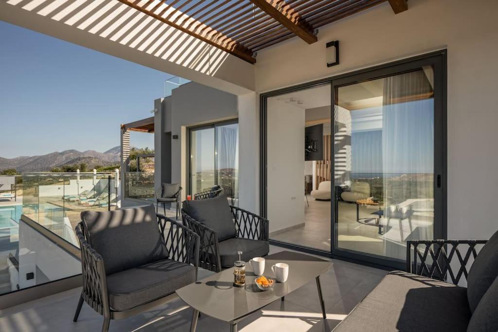 Skyline Villas, By Hellocrete