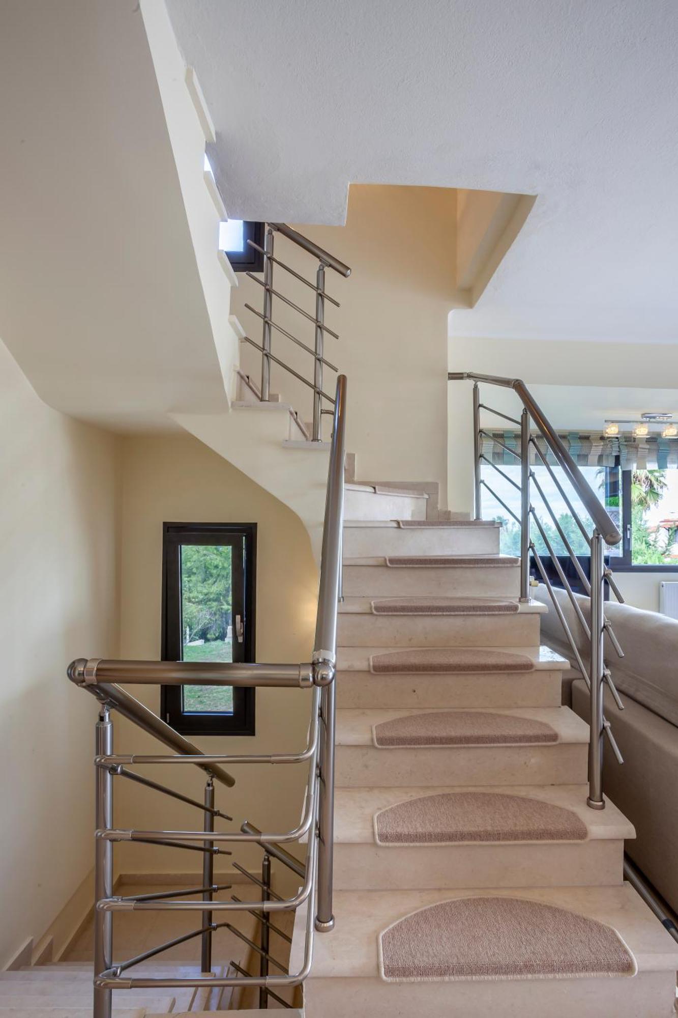 Perfect View Deny With 6 Bedrooms And Heated Pool Villa Hanioti