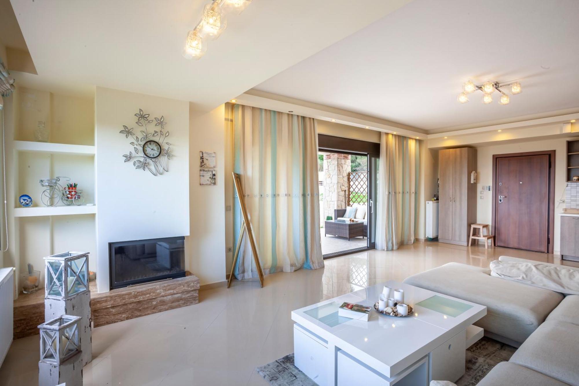 Perfect View Deny With 6 Bedrooms And Heated Pool Villa Hanioti
