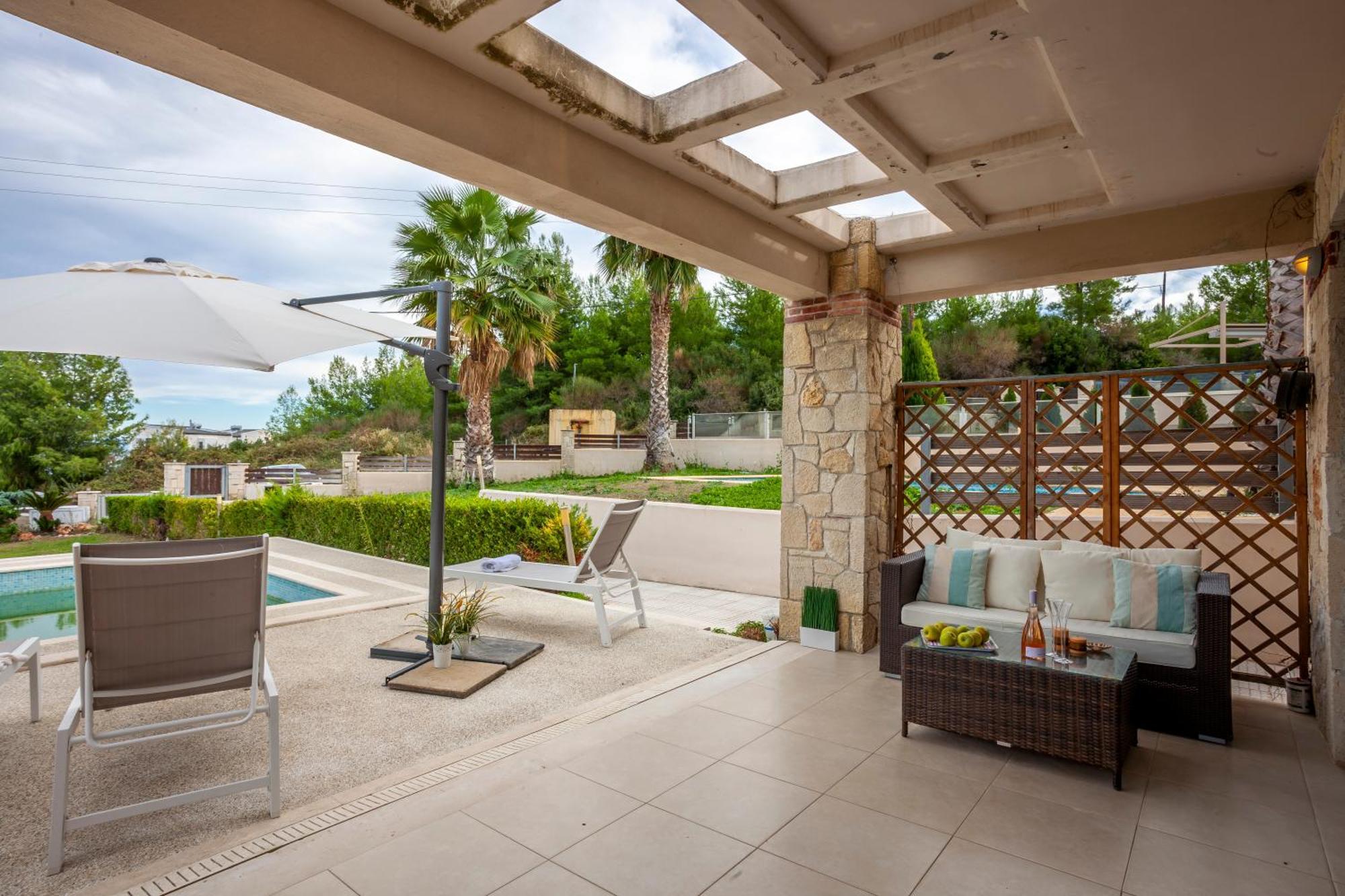 Perfect View Deny With 6 Bedrooms And Heated Pool Hanioti