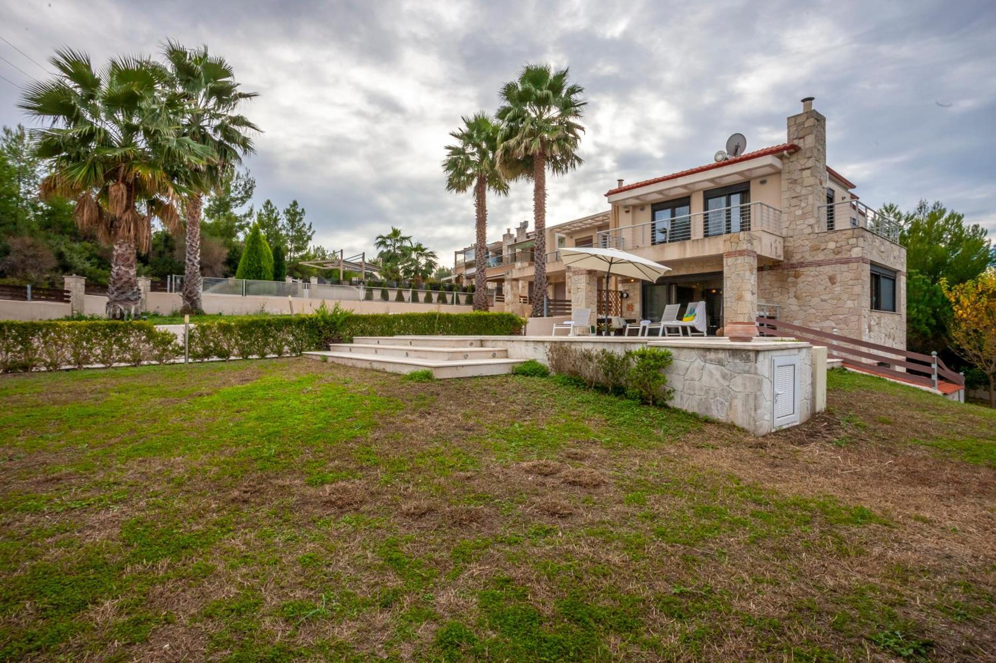 Perfect View Deny With 6 Bedrooms And Heated Pool Villa *