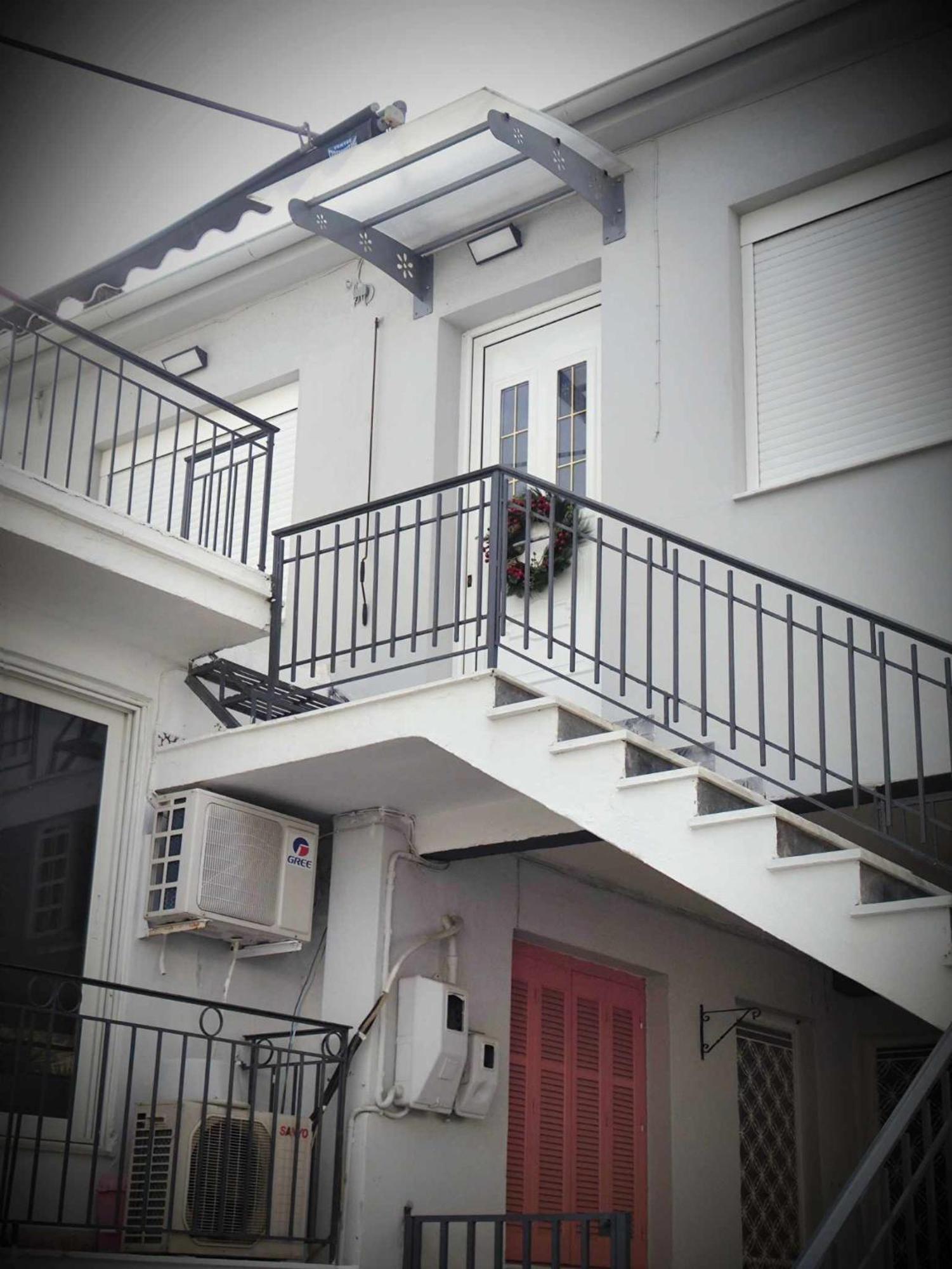 Zefi's House * Volos