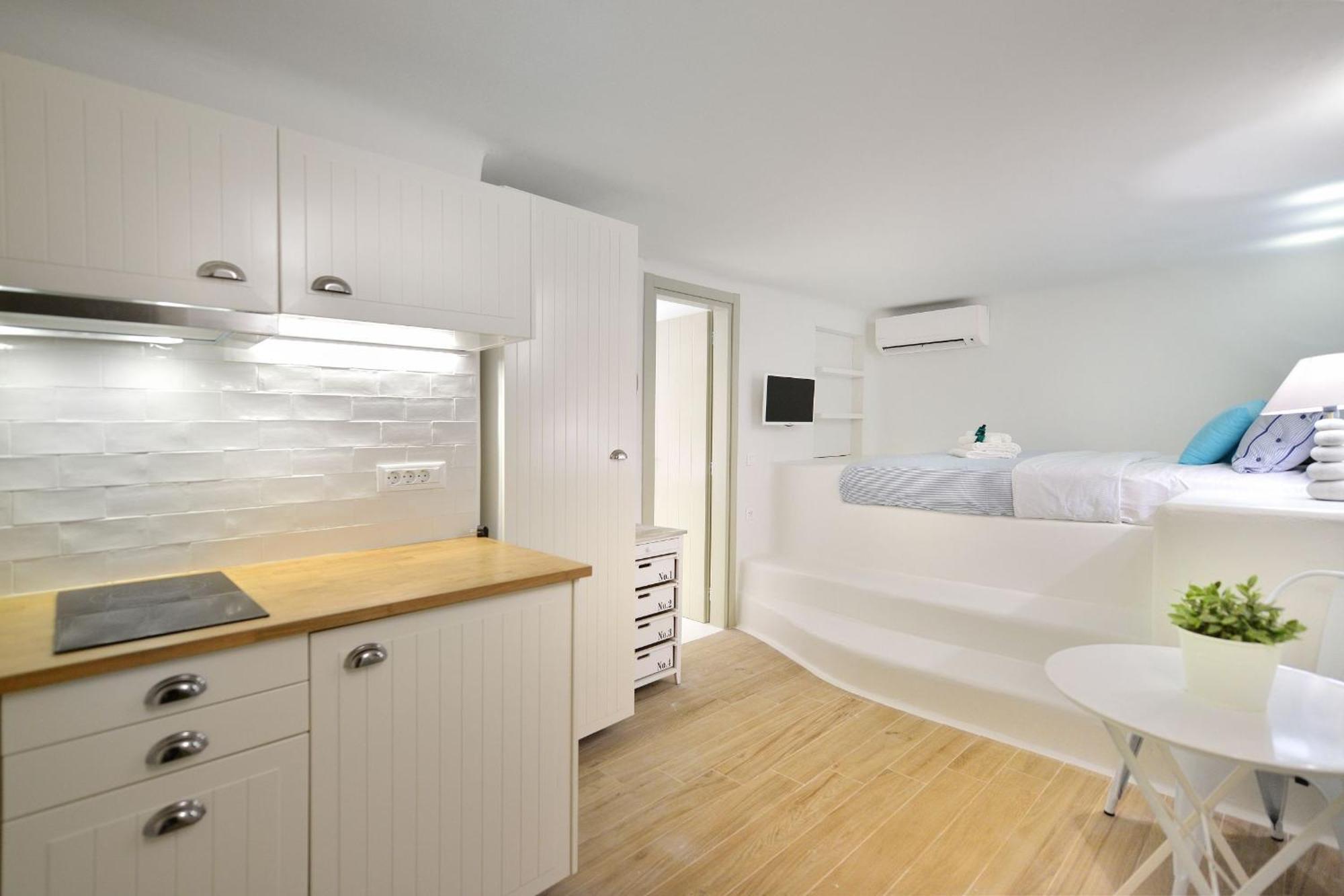Lkm 6 Bedrooms Ifigenia Mykonos Elia *