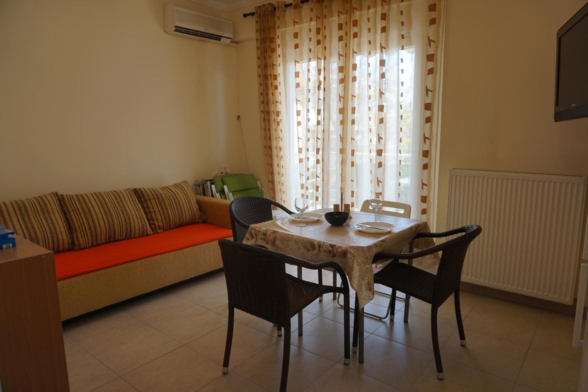 Alex Apartment Nea Kallikrateia