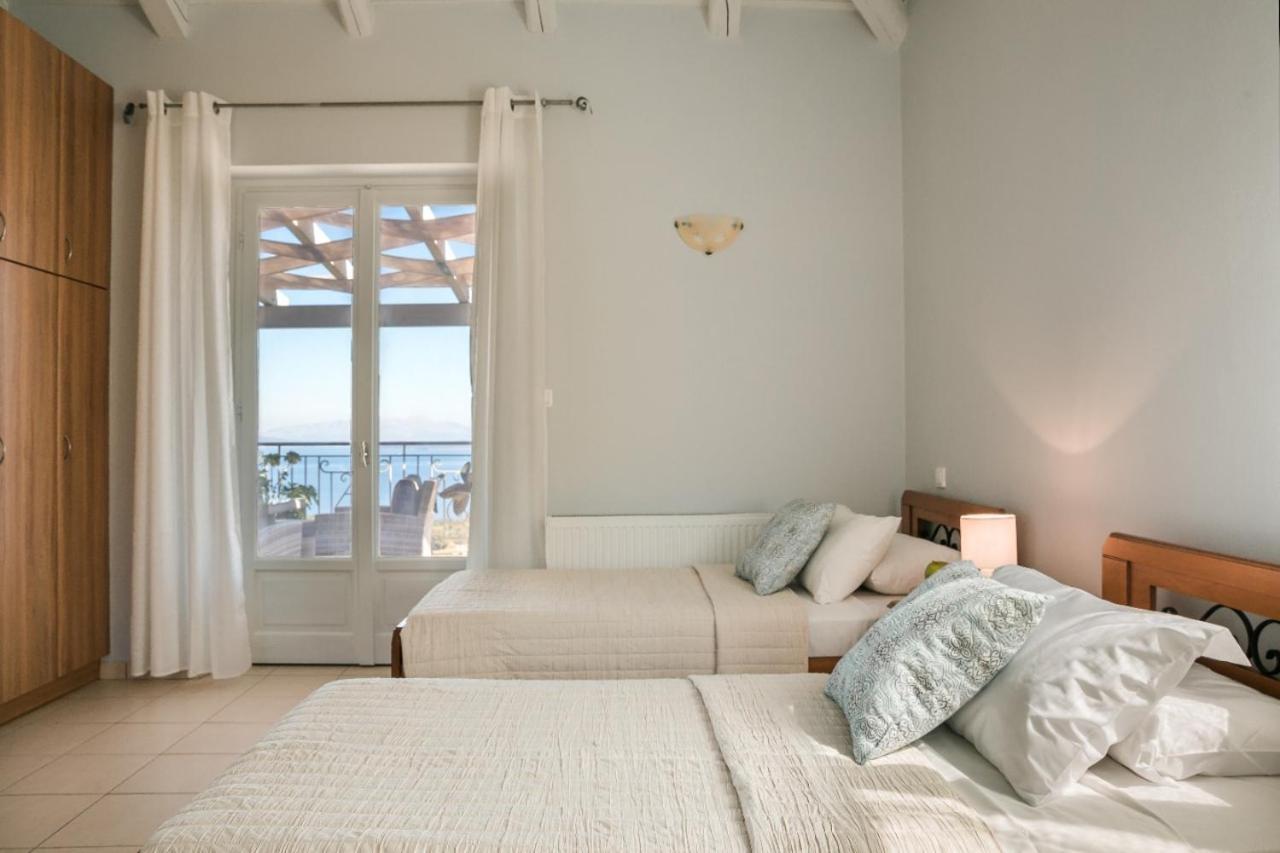 Villa Evanthia By Vintage Travel *