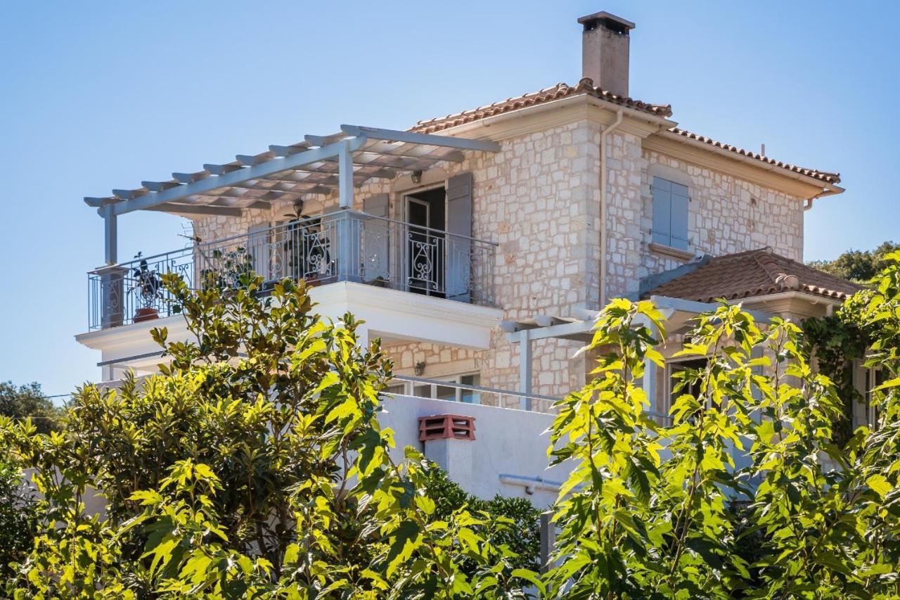 Villa Evanthia By Vintage Travel