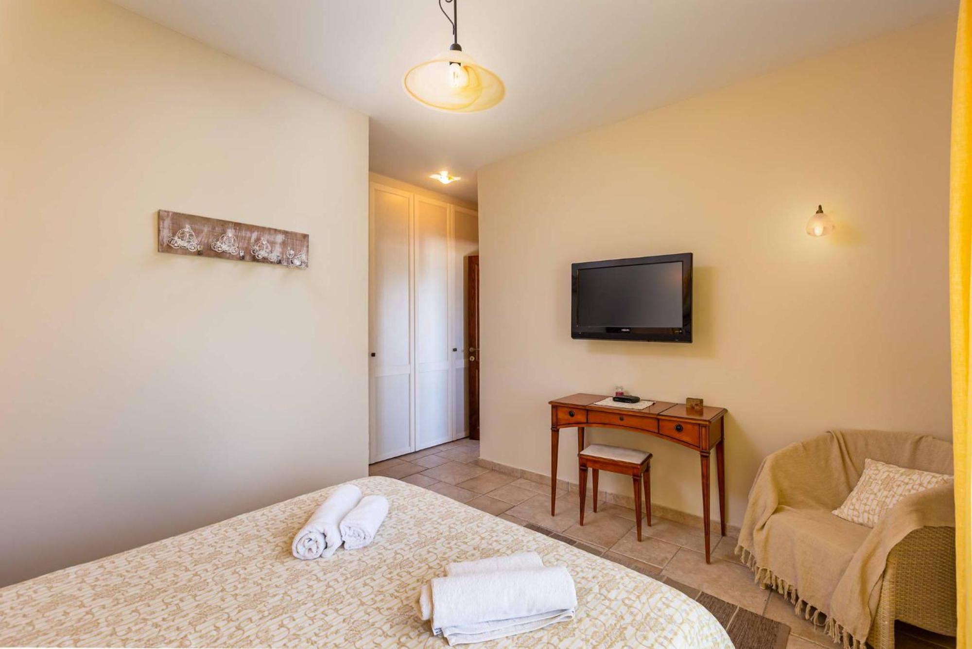 Ionia With Pool And Sea View Villa Gaios