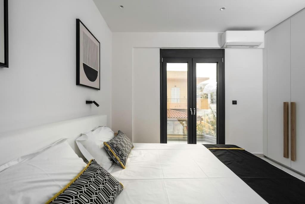 Endless View Luxury By The Sea Apartment *
