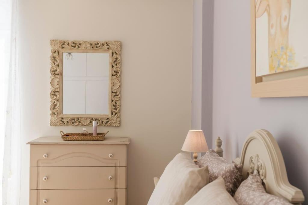 Apartment New: Margarita's Elegant & Cozy