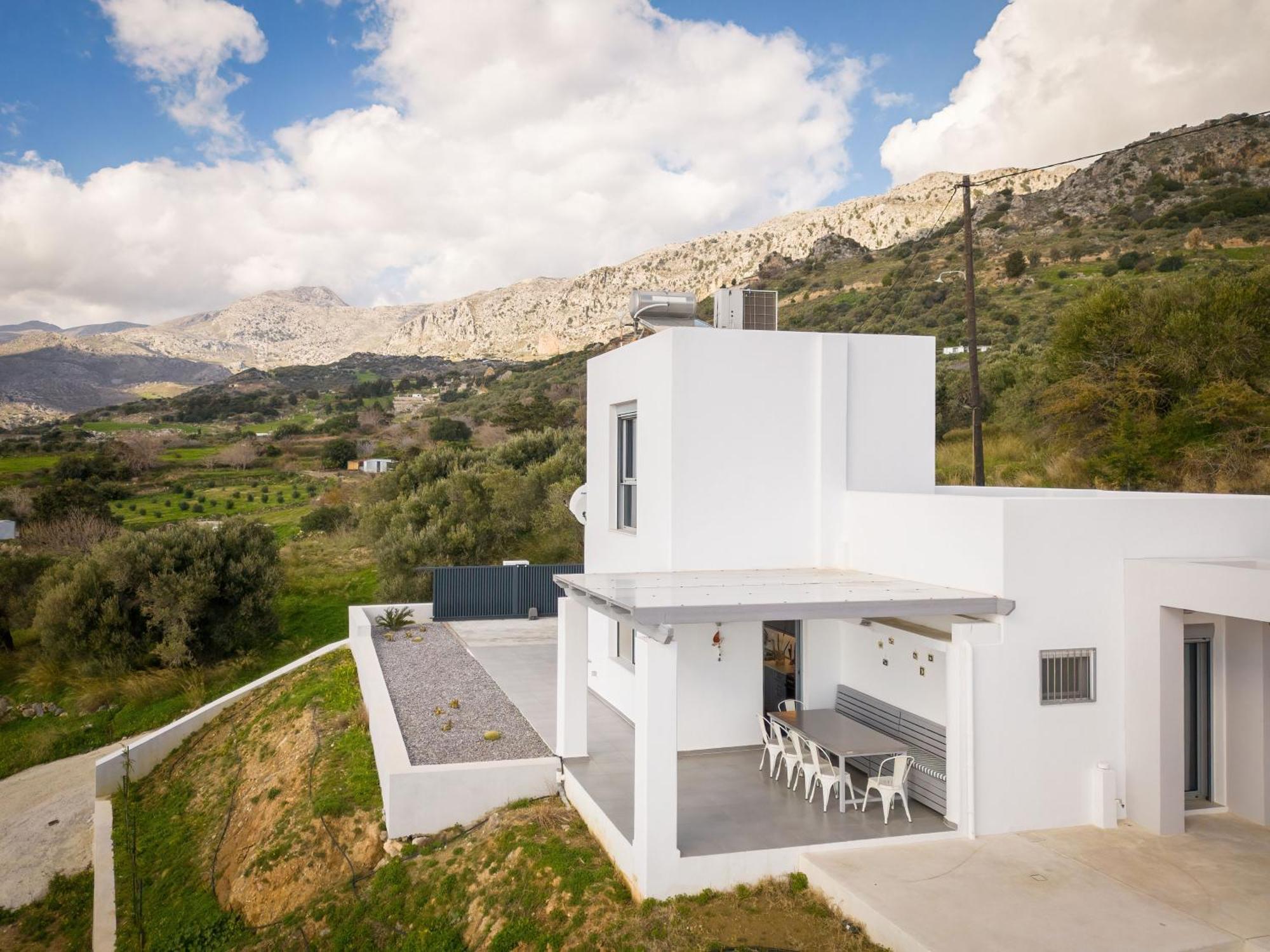 Ioannis House Holiday home